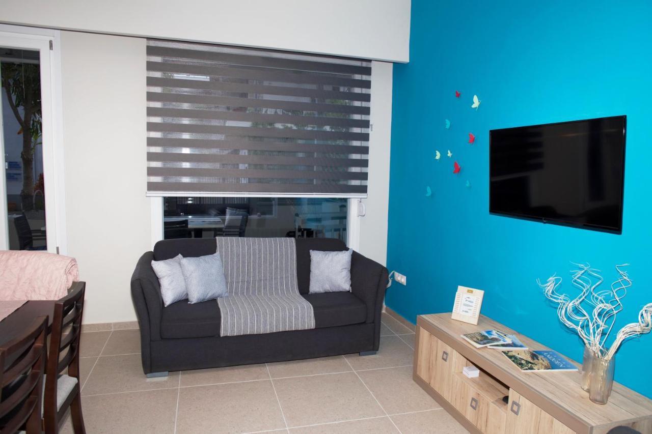 Giotis Apartments Лептокария Екстериор снимка