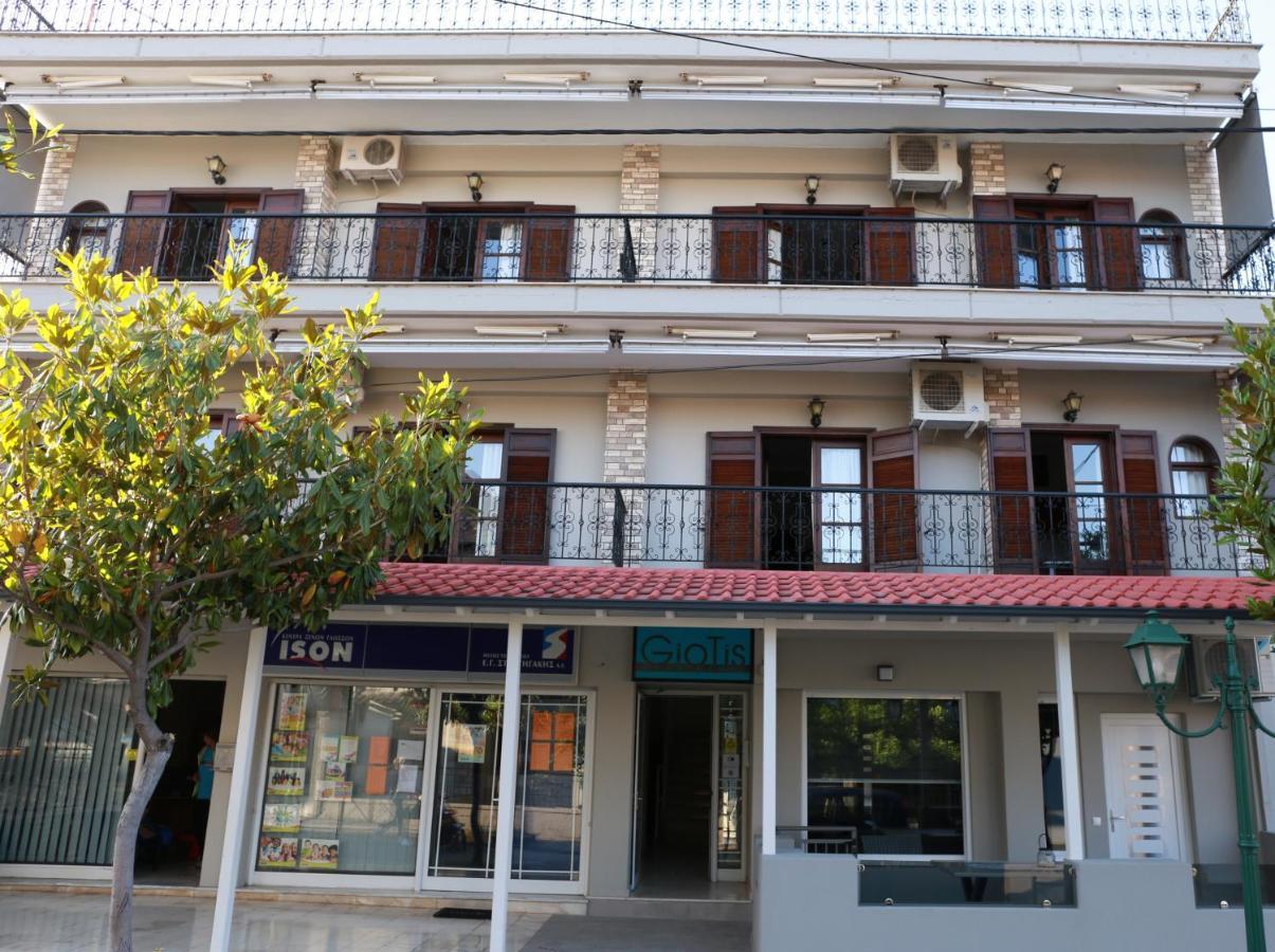Giotis Apartments Лептокария Екстериор снимка